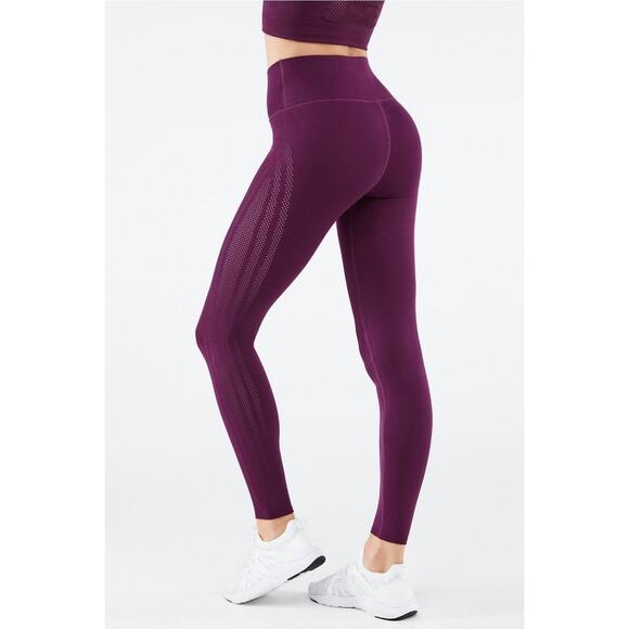 NWT FABLETICS High-Waisted SculptKnit® Dark Plum Legging | M - Picture 2 of 5